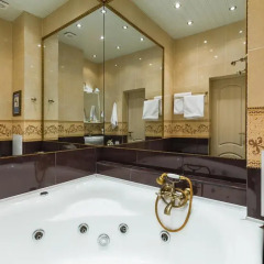 Отель Royal Capital 3* Номер Бизнес фото 32