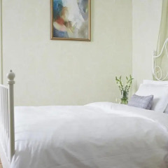 Апартаменты Apartments Almandine комната для гостей фото 5
