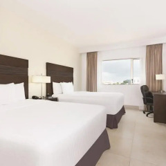 Отель LQ Hotel by La Quinta Cancun Мексика, Канкун - отзывы, цены и фото номеров - забронировать отель LQ Hotel by La Quinta Cancun онлайн комната для гостей фото 6
