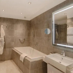 Отель NH Collection Roma Palazzo Cinquecento Улучшенный номер с различными типами кроватей фото 4