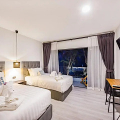 Отель Thai Kamala Beach Front Улучшенный номер двуспальная кровать фото 39