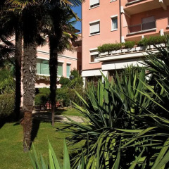 Hotel Miramare Чивитанова-Марке
