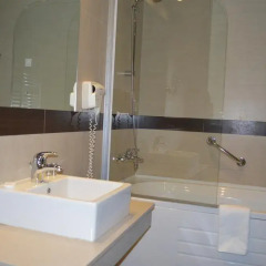 Отель Bon Bon Central 3* Номер Делюкс фото 7