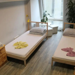 Fabrika Hostel Стандартный номер с 2 отдельными кроватями фото 3