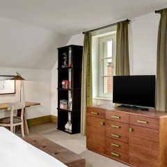 Отель Augustine, a Luxury Collection Hotel, Prague Чехия, Прага - отзывы, цены и фото номеров - забронировать отель Augustine, a Luxury Collection Hotel, Prague онлайн удобства в номере