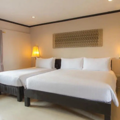 Отель Golden Tulip Essential Pattaya 4* Улучшенный номер с различными типами кроватей фото 33