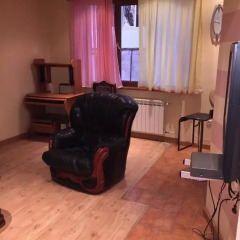 Апартаменты Bari Apartment at Kecharetsi Street