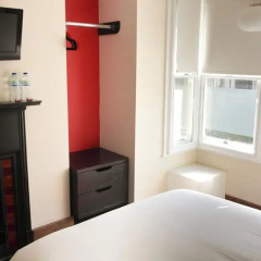 Отель Guest And The City 4* Стандартный номер с различными типами кроватей фото 6