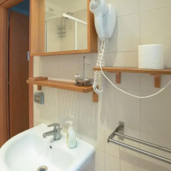 Отель Gialel B&B Италия, Рим - 1 отзыв об отеле, цены и фото номеров - забронировать отель Gialel B&B онлайн ванная
