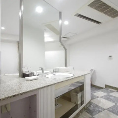 Hotel Imalle Yokohama Isezakicho - Hostel Улучшенный номер с различными типами кроватей фото 8