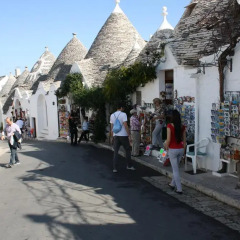 Отель Enjoytrulli B&B Альберобелло