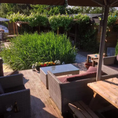 Отель B&B Houseboat between Amsterdam Windmills Нидерланды, Амстердам - отзывы, цены и фото номеров - забронировать отель B&B Houseboat between Amsterdam Windmills онлайн бассейн фото 3