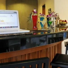 The Wave Patong Boutique Hotel питание