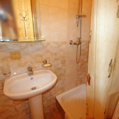 Гостиница Guest House on Turgeneva 172a в Анапе отзывы, цены и фото номеров - забронировать гостиницу Guest House on Turgeneva 172a онлайн Анапа ванная