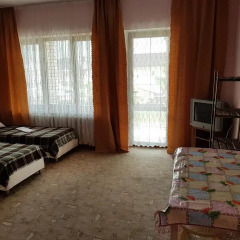Гостевой дом Вера Номер с общей ванной комнатой с различными типами кроватей (общая ванная комната) фото 3