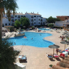 Отель Apartamentos Vista Blanes бассейн