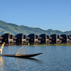 Отель Myanmar Treasure Resort Inle 4* Номер Делюкс с различными типами кроватей фото 7