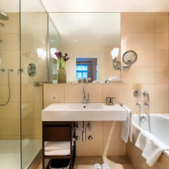 ALDEN Suite Hotel Splügenschloss Zurich 5* Полулюкс с различными типами кроватей