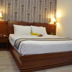 Отель COMMON INN Ben Thanh 2* Улучшенный номер с различными типами кроватей фото 9