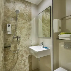 Hotel 81 Gold 2* Улучшенный номер с различными типами кроватей фото 7
