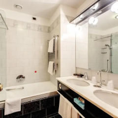 Brunelleschi Hotel 4* Стандартный номер с различными типами кроватей фото 9