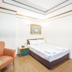 Отель The Bavana Surawong Bangkok 3* Стандартный номер фото 25