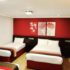 Royal Cambridge Hotel 3* Стандартный семейный номер с двуспальной кроватью фото 3