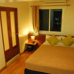 Отель White House Asoke Sukhumvit 18 3* Номер Делюкс фото 5