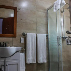 Отель Crismon Hotel Гана, Тема - отзывы, цены и фото номеров - забронировать отель Crismon Hotel онлайн ванная