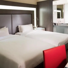 Отель Novotel Beijing Sanyuan 4* Стандартный номер с различными типами кроватей фото 3