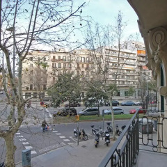 Апартаменты AinB Eixample-Miro Apartments балкон