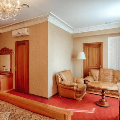 Отель Европа Полулюкс