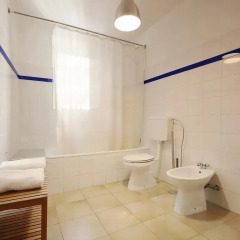 Отель Lisbon Story Guesthouse 3* Стандартный номер с различными типами кроватей (общая ванная комната) фото 8
