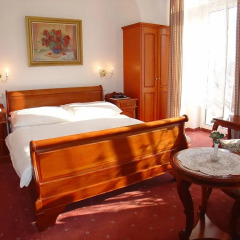Opera Hotel 4* Стандартный номер с разными типами кроватей фото 7