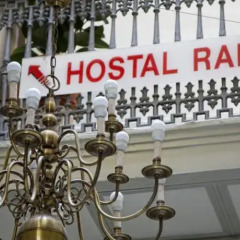 Отель Hostal Ramos Испания, Барселона - отзывы, цены и фото номеров - забронировать отель Hostal Ramos онлайн гостиничный бар