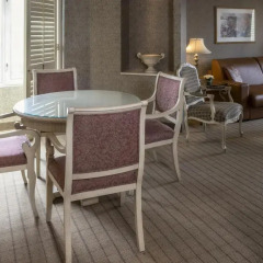 Отель Château Vaudreuil Hôtel & Suites Канада, Монреаль - отзывы, цены и фото номеров - забронировать отель Château Vaudreuil Hôtel & Suites онлайн балкон