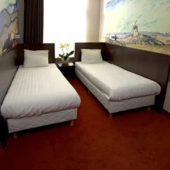 Hotel Van Gogh 3* Стандартный номер с 2 отдельными кроватями фото 7