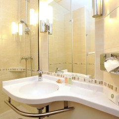 Отель Best Western Crequi Lyon Part Dieu 4* Номер Комфорт с различными типами кроватей фото 2
