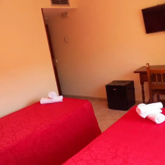 Отель Hostal San Roque удобства в номере