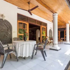 Отель Bliss Villa балкон