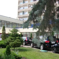 Гостиница Славутич парковка