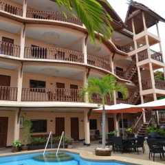 Отель Phratamnak Inn 2* Кровать в общем номере с двухъярусной кроватью фото 3