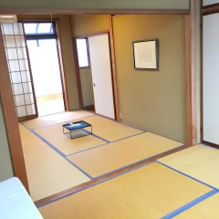 Отель Toolate Guesthouse Toyama 3* Апартаменты фото 5