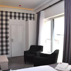 Отель Zatoka Sztuki Centrum Art & Business 4* Люкс повышенной комфортности фото 4
