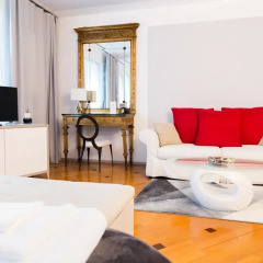 Отель Milan Royal Suites - Centro комната для гостей фото 5