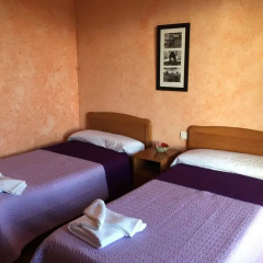 Отель Hostal Restaurante La Concha комната для гостей фото 2