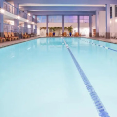 Отель Crowne Plaza Bloomington Msp Airport / Moa Блумингтон бассейн фото 3