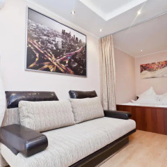Апартаменты Apartments at Proletarskaya комната для гостей фото 4
