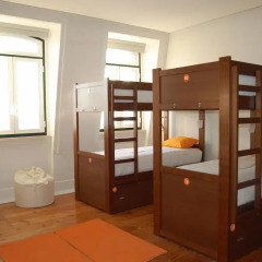 Lisb'on Hostel Кровать в общем номере с двухъярусной кроватью фото 4