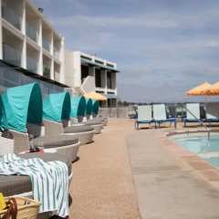 Отель Dream Inn Santa Cruz США, Санта-Крус - отзывы, цены и фото номеров - забронировать отель Dream Inn Santa Cruz онлайн бассейн фото 2